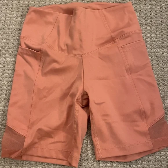 Victoria Secret PINK 6” Soft Ultimate High Waisted Biker Shorts - Picture 3 of 6